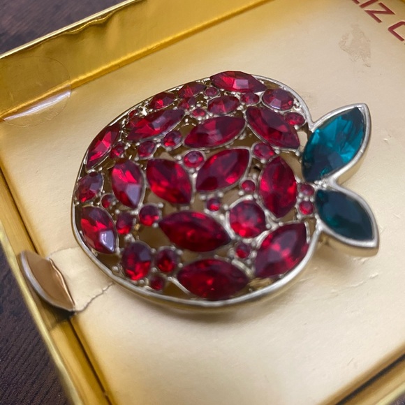 Liz Claiborne Red and Green Apple Brooch - Picture 4 of 8